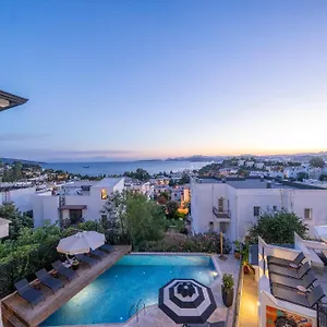 Noa Only Adult Aparthotel